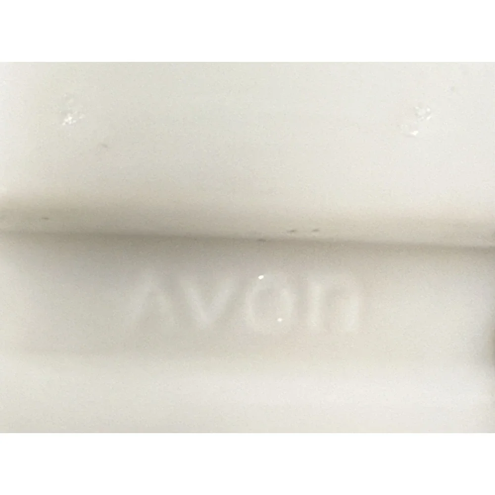 Vintage Avon Leisure Hours Unforgettable Foaming Bath Oil Full Bottle Milk Glass